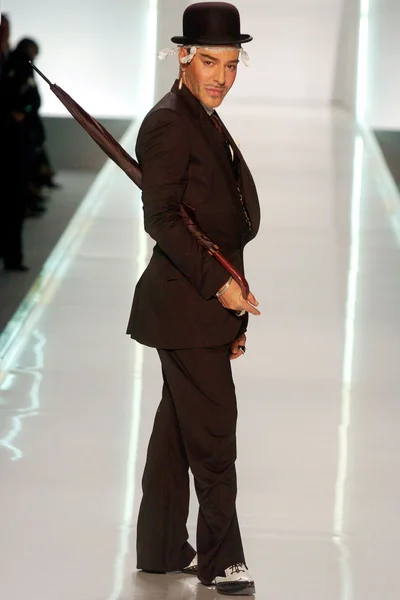 Look 70